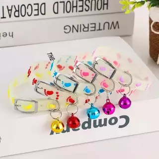 【PetZap】พร้อมส่ง COD ปลอกคอเรืองแสงสัตว์เลี้ยง ปลอกคอแมวสุนัข ซิลิโคนสะท้อนแสง มีกระดิ่ง ลายเท้า CW-104