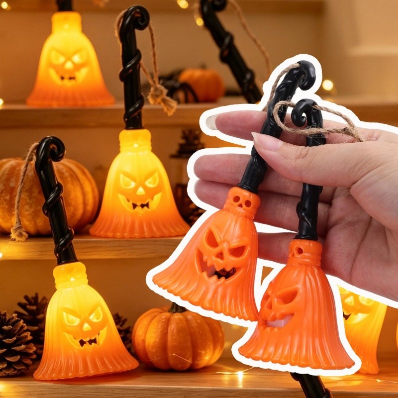 ฮาโลวีน Terror ไม้กวาดโคมไฟกลางคืน LED เรืองแสง - Horrible Ghost Fairy Tale Light Party บรรยากาศตกแต่ง