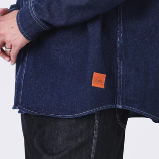 LEE เสื้อเชิ้ตยีนส์แขนยาวผู้ชาย Comfort รุ่น LE S326MSHLN03 สียีนส์เข้ม
