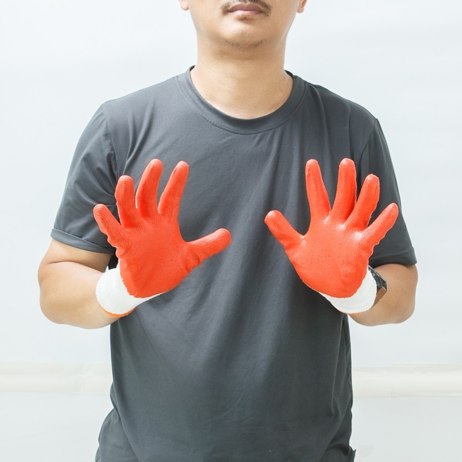 ถุงมือผ้าทอเคลือบยาง จับกระชับ ไม่ลื่น ทนการสึกหรอ ใส่แล้วไม่เจ็บมือเหมาะกับงานก่อสร้าง เกษตร ขนส่ง