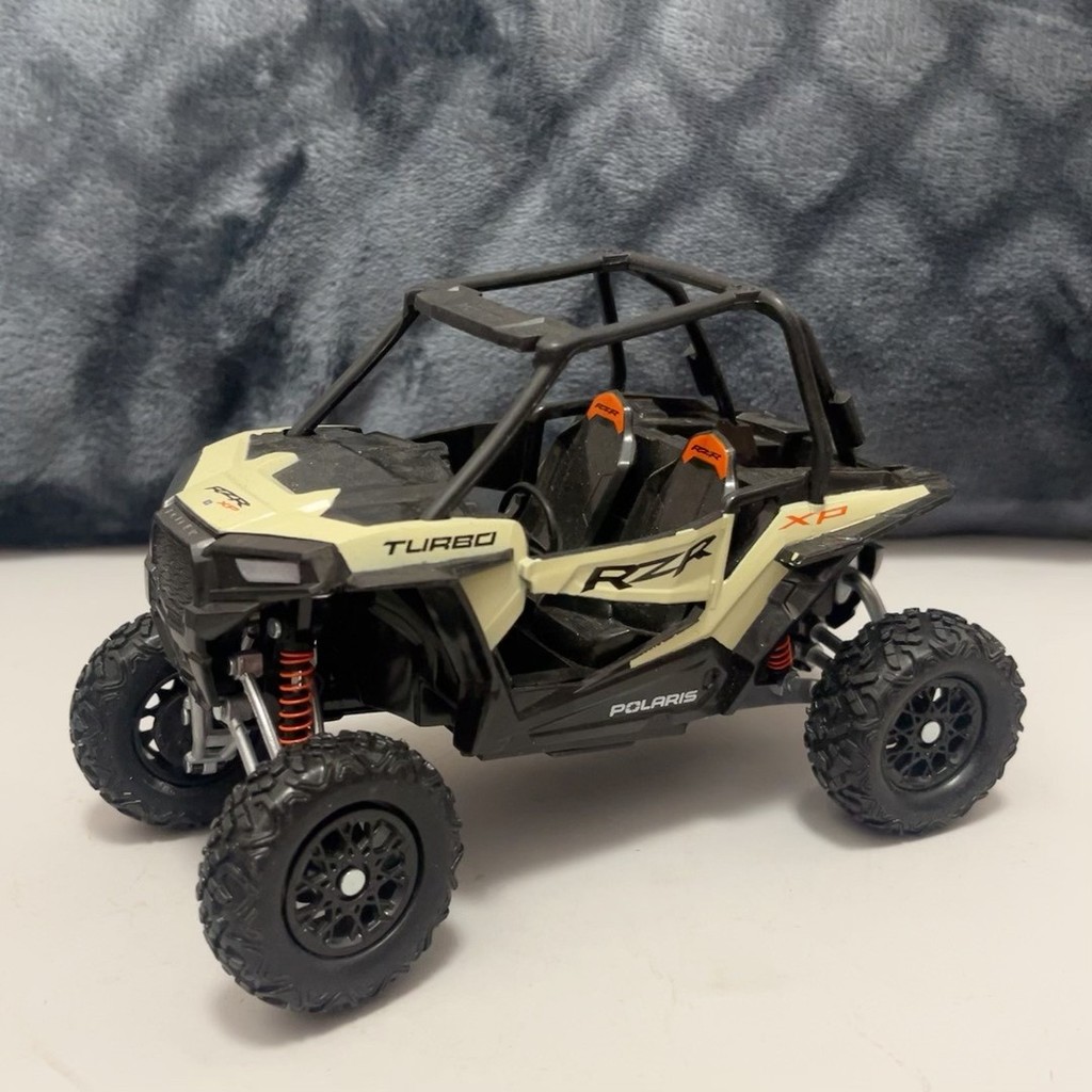 [คลังสินค้าพร้อมชุดเดียว] New-Ray 1: 18 Polaris Polaris RZR XP Turbo UTV โมเดลรถโลหะผสมสินค้าจํานวนม