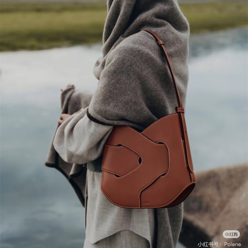 French Niche Pole Polene Polene Nodde Hobo Smooth Cowhide Knotted Bag Portable Cross-Body Braided Ba