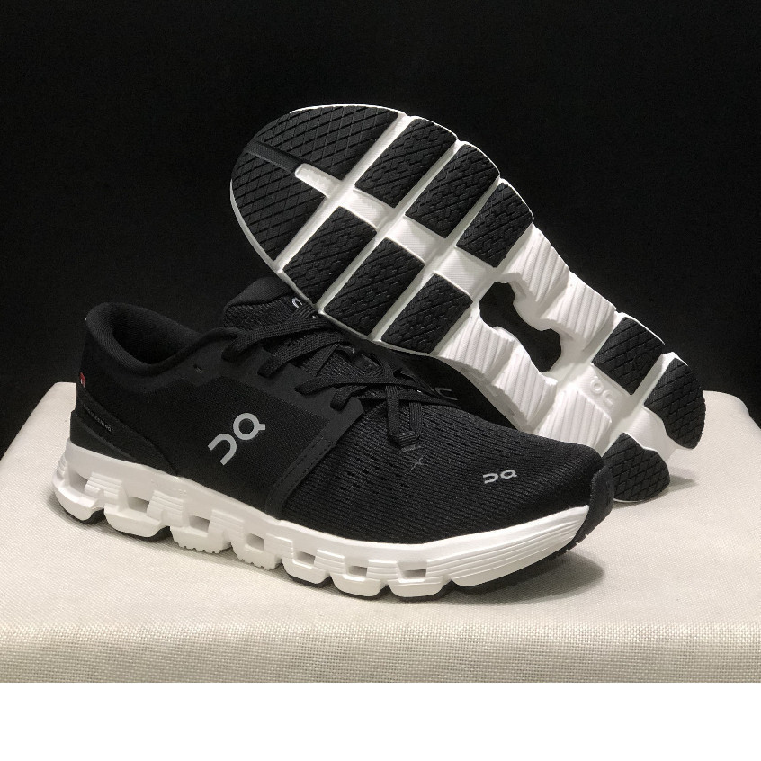 On Cloud X 4 อเนกประสงค์บน Cloud Universal กีฬารองเท้าสําหรับ Running Gym เดิน Commute ยืดหยุ่น Secu
