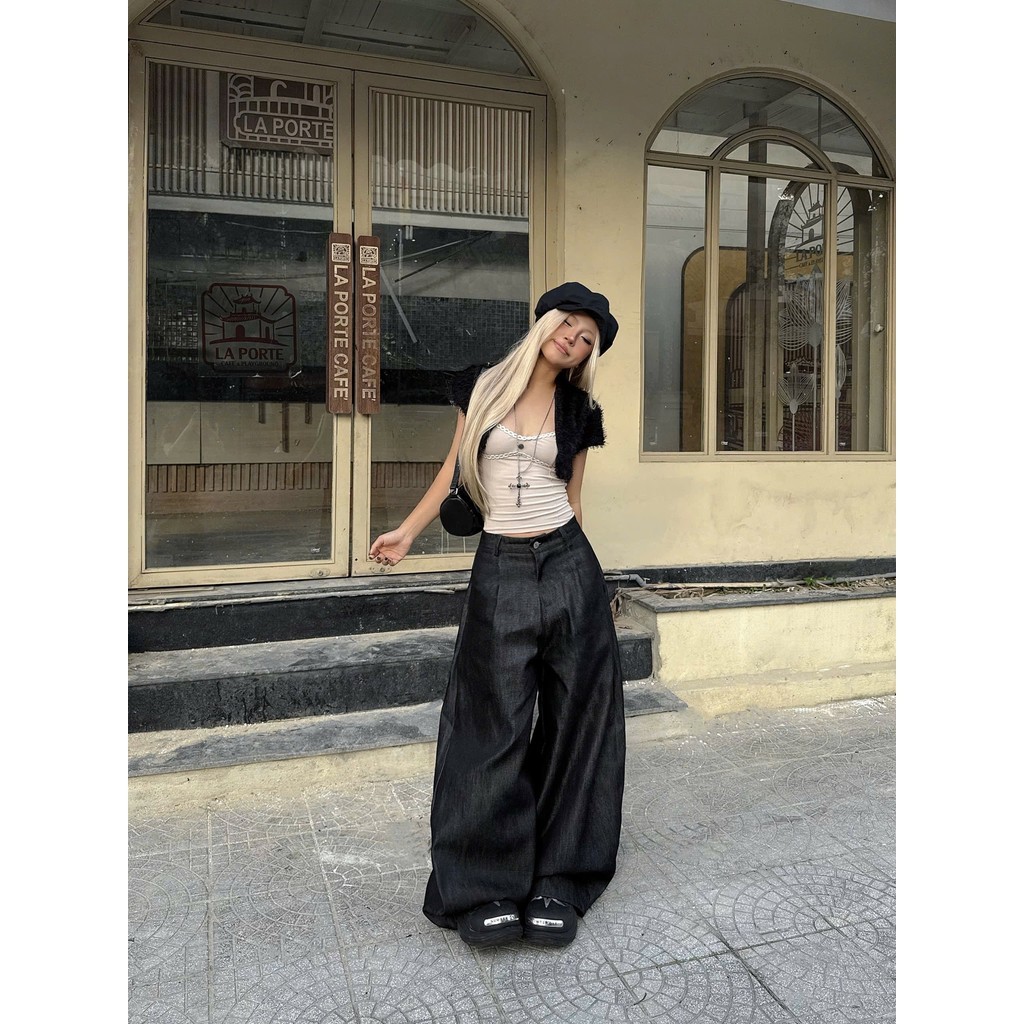 TUYEN BLACK DENIM PANTS (สีดํา)