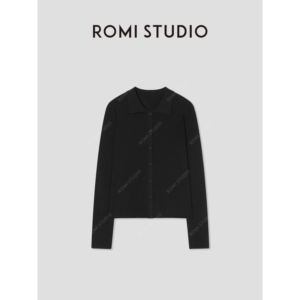 R ROMI STUDIO สไตล์ใหม่สีทึบปก Lyocell สองชั้นถักเสื้อสเวตเตอร์ถักผู้หญิง RW24AS914