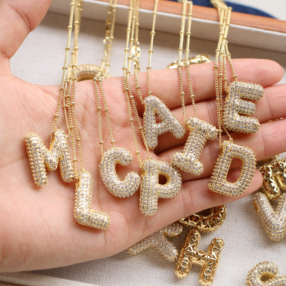 สร้อยคอตัวอักษร Zircon 26 All-Match Classic Copper Plated 18K Jewelry