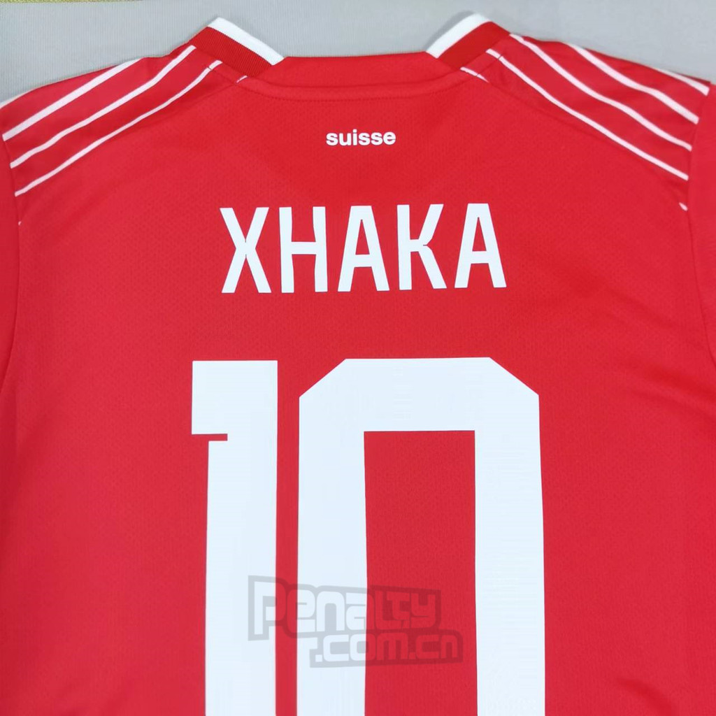 เสื้อ Jersey World Cup ทีมบ้านสวิตเซอร์แลนด์สำหรับแฟนบอลปี 2022 พร้อมหมายเลข 10 XHAKA