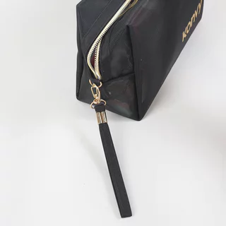 Konvy Mesh Square Octagon Bag คอนวี่ กระเป๋าเครื่องสำอางแบบตาข่ายโปร่งใส ทรงสี่เหลี่ยม สีดำ.