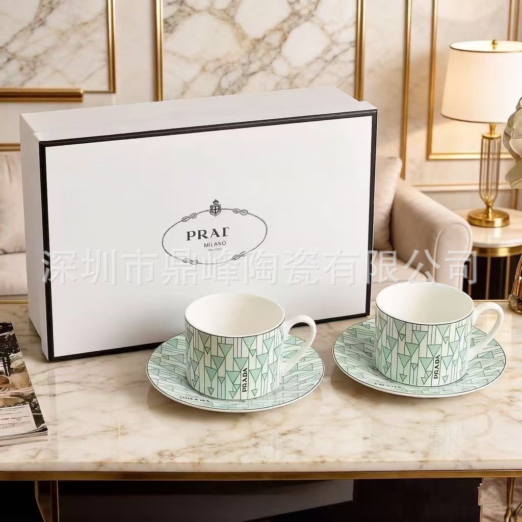 สไตล์ยุโรปแสงหรูหราชายามบ่ายถ้วยกาแฟเซรามิกและจานรองชุด, แก้ว, จานอาหารค่ํา, ถ้วยน้ําชา, ชุดเซรามิกวินเทจ