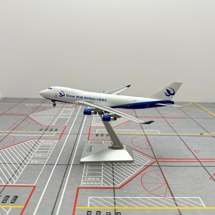 Alloy Cargo Aircraft Model Aircraft Geministar 1/400 Great Wall Airlines B747-400F B-2428