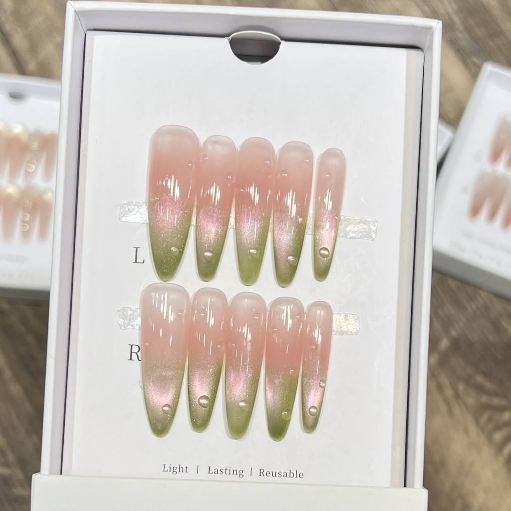 [ทํามือบริสุทธิ์] ใหม่ Guava Cats Eye Simple Green Gentle Nude Blush High-End Whitening อุปกรณ์แต่งเ