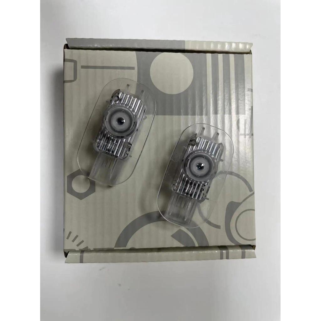 สําหรับ Mercedes Benz EQS Class EQS450 EQS580 HD LED โลโก้ 2 ชิ้น 2023 รถประตูเลเซอร์โลโก้ตกแต่งโครง