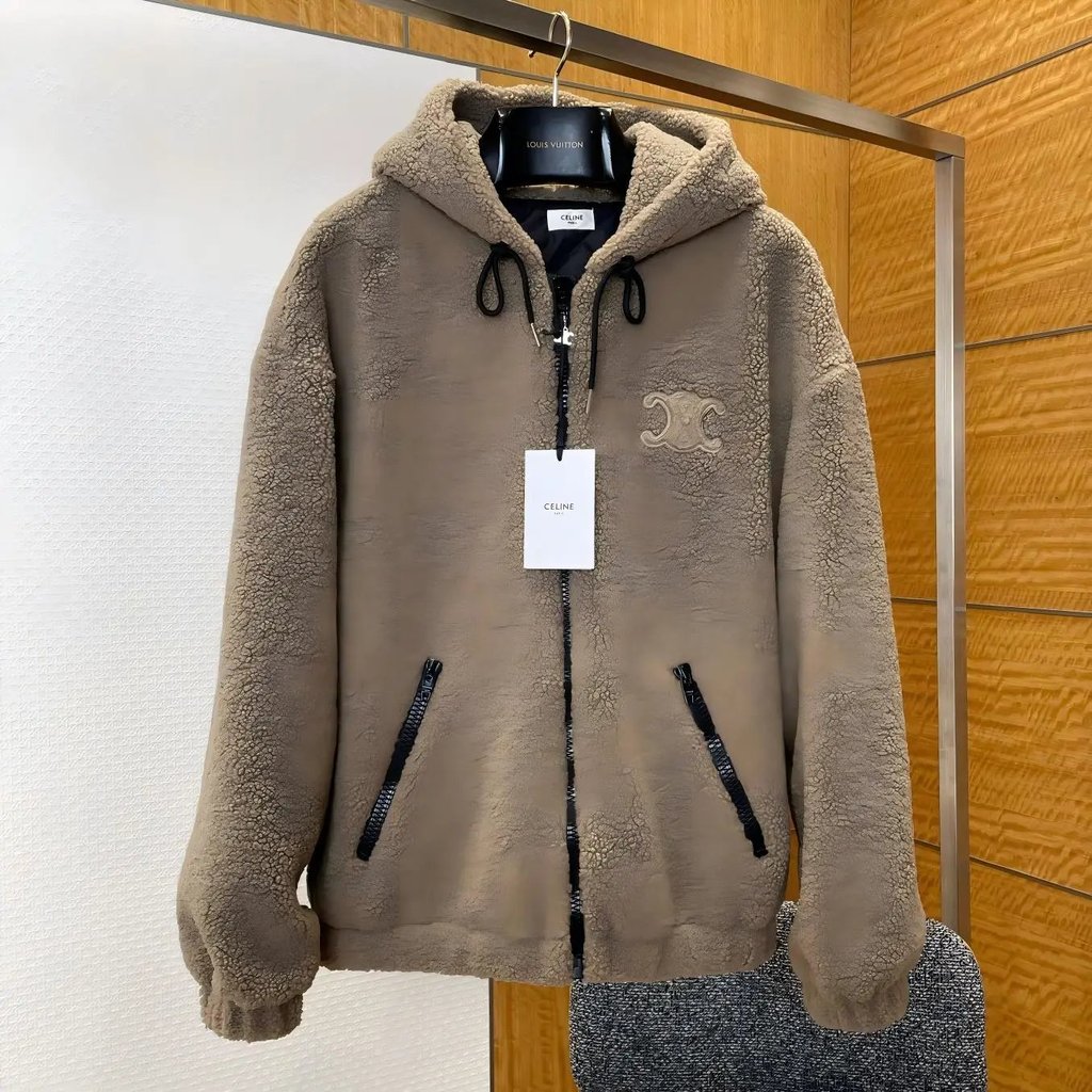 ป้ายแจ็คเก็ตแขนยาวจาก BRT มีฮู้ดและซิปรอบคอกับโลโก้ทันสมัย สำหรับทั้งสองเพศ