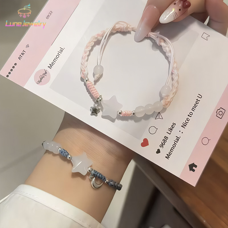 COD💖สร้อยข้อมือ รูปดาว สาน ลูกปัด เกาหลี เรียบง่าย เครื่องประดับแฟชั่น เหมาะ รุ่นสำหรับคู่รัก เพื่อน-Lune