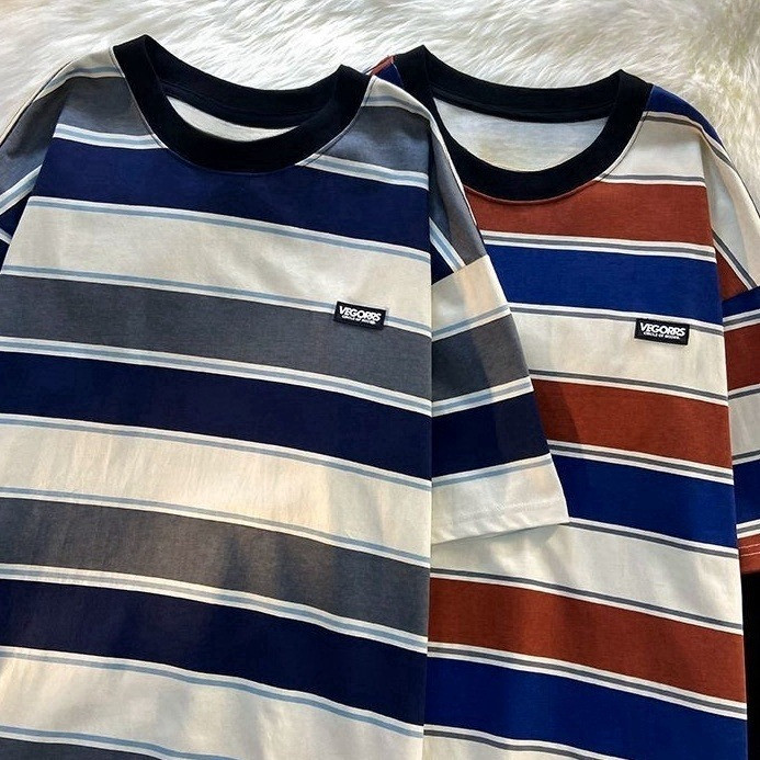 Chaistyle เสื้อยืดลายทางสีตัดกันย้อนยุคฤดูร้อนคอกลมทรงหลวมแมทช์ลุคง่าย รูปที่ 2
