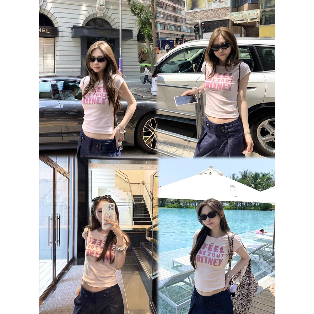 <Moses Queen> เสื้อยืดแขนสั้นเปิดไหล่สีชมพูพิมพ์ตัวอักษร ดีไซน์เก๋ไก๋ไม่ซ้ำใคร เหมาะสำหรับฤดูร้อน ทรงเข้ารูป