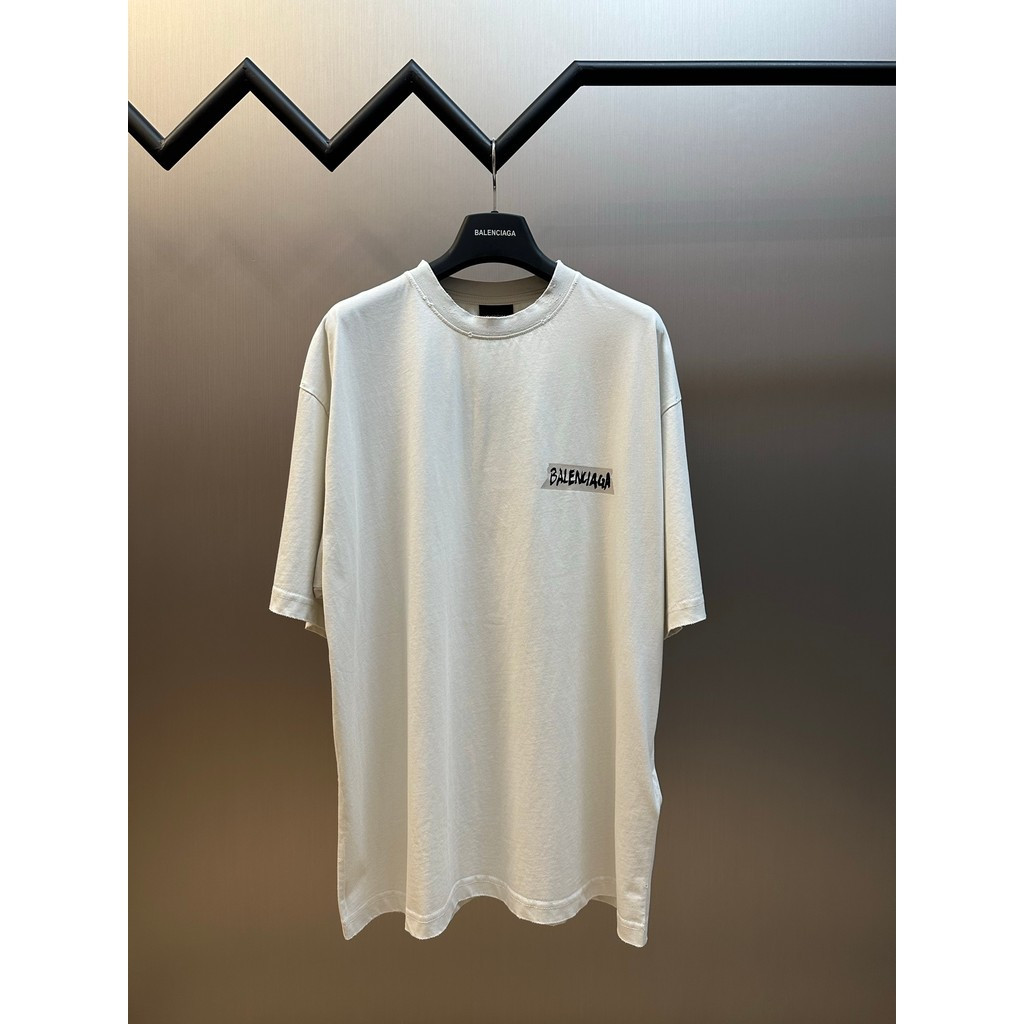 BALENCIAGA/BALENCIAGA ต้นฤดูใบไม้ผลิสไตล์ใหม่เสื้อยืดแขนสั้นชายหญิงคู่สไตล์รอบคอ Bottoming สีด้านในผ