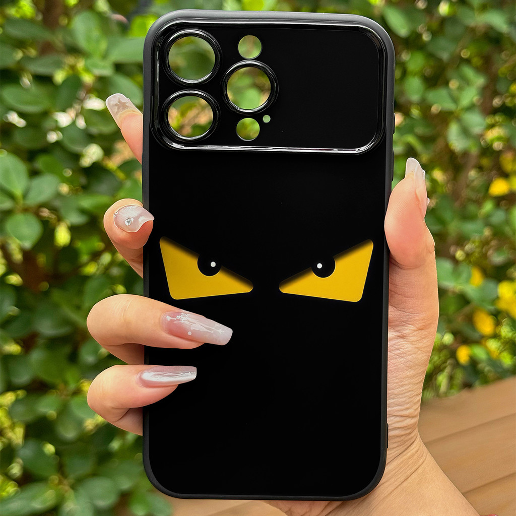 เคสโทรศัพท์ลายตาปีศาจขนาดใหญ่ สำหรับ iPhone 13 Pro/11/12 Pro Max/14/15/16/17 ป้องกันเลนส์คุณภาพสูงและทนทานต่อแรงกระแทก