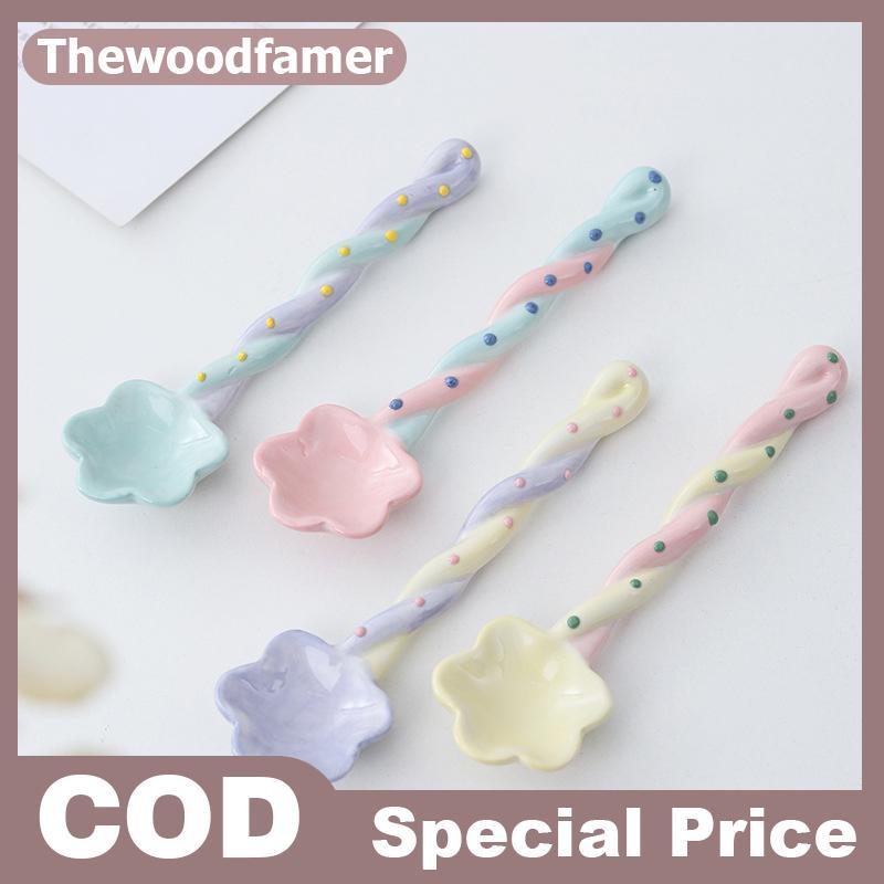 Thewoodfamer 1 ชิ้นเซรามิคช้อนด้ามยาวน่ารักไอศกรีมมือวาดขนมหวานช้อนยาว Handle Kitchen Tableware อุปก