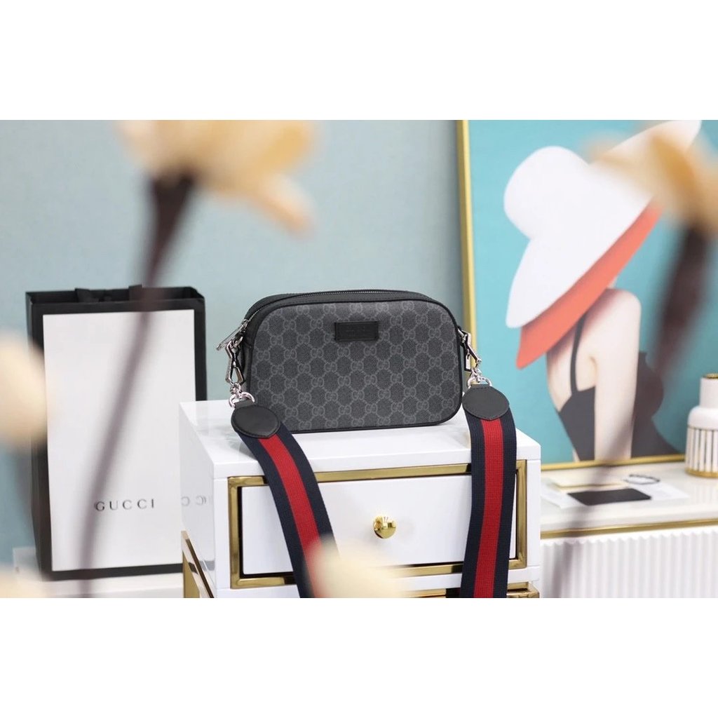 Gucci Size: 24 * 14 * 7cm 
In The Basic of the Tiger Head Camera Bag สมาชิกใหม่เพิ่มเติมของกล้อง Men