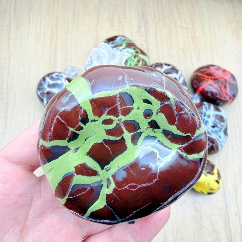 Crunchy Squishy Stress Ball,ช็อกโกแลตกรอบราได้ Crunchy Stress Ball,น้ําแข็งผิวFidget Sensoryของเล่น,Anxietyบรรเทาอาหาร ราคา ถูกที่สุด ดีลบีเคเค แกลเลอรีภาพที่ 5