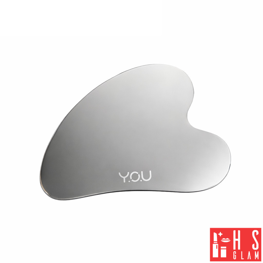 YOU Curved Makeup Spatula สปาตูล่า เกลี่ยรองพื้น สแตนเลส บาง เรียบเนียน ใช้ง่าย พกพาสะดวก 1 ชิ้น