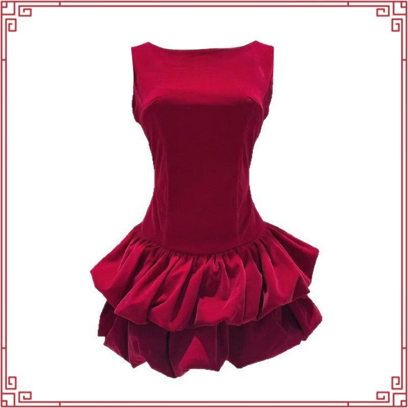 Zoey dress 🎀แบรนด์เวียดนาม พร้อมส่ง🇻🇳 เดรสสีแดง เดรสไปคาเฟ่ แบรนด์ Karlotta