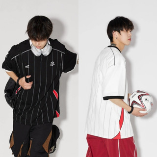 Chaistyle ชุดฟุตบอลลาย แขนสั้นสไตล์อเมริกัน คอกลม สตรีทฮิปฮอ…