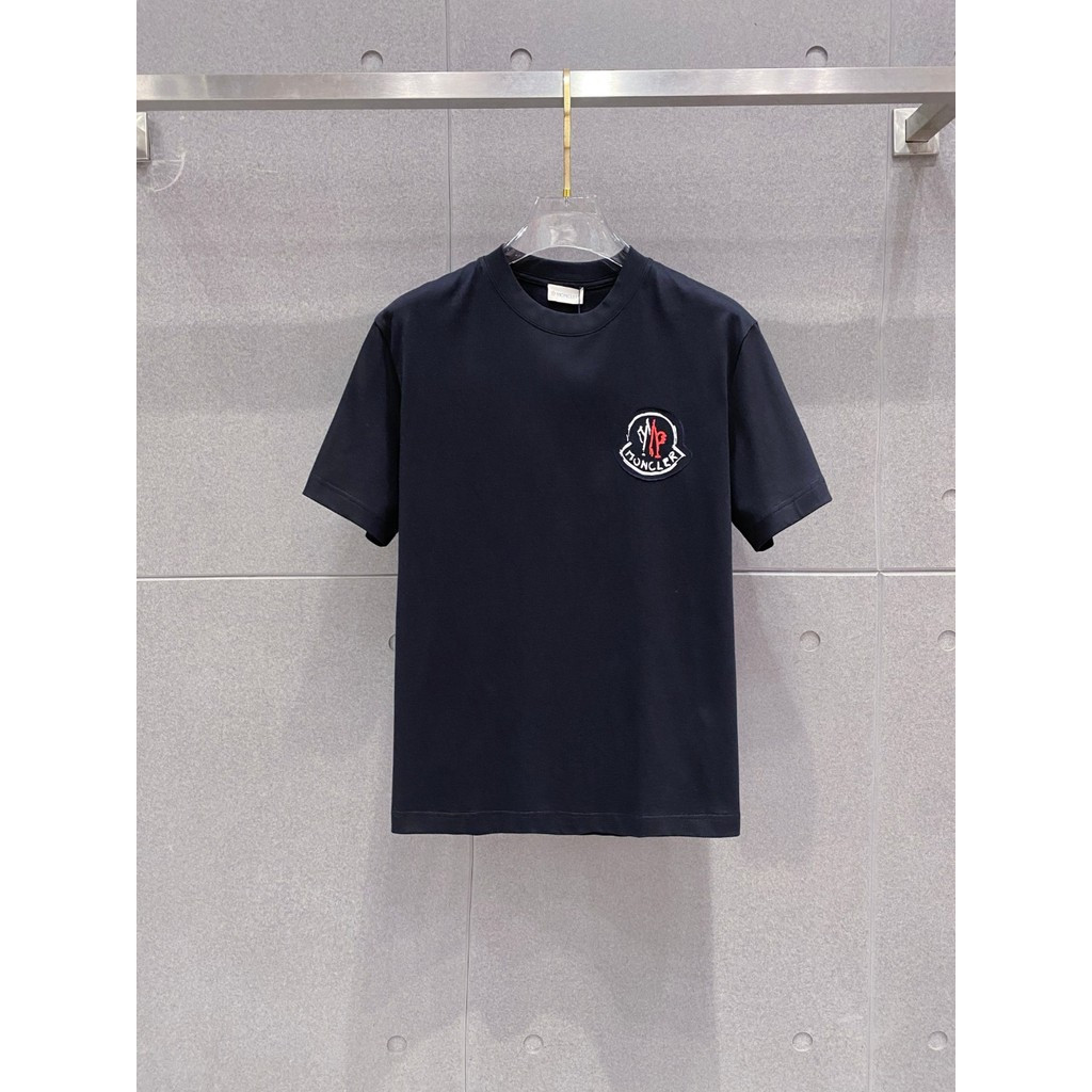 Moncler2026 Moncler-สไตล์ใหม่6XL2026ต้นฤดูใบไม้ผลิสไตล์ใหม่เสื้อยืดแขนสั้นชายหญิงคู่สไตล์ขนาดใหญ่รอบ