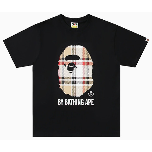 2026 BAPEeผ้าฝ้ายแท้แฟชั่นเสื้อยืดแขนสั้นลำลองสำหรับบุรุษและสตรีลายพรางใหม่ 0819