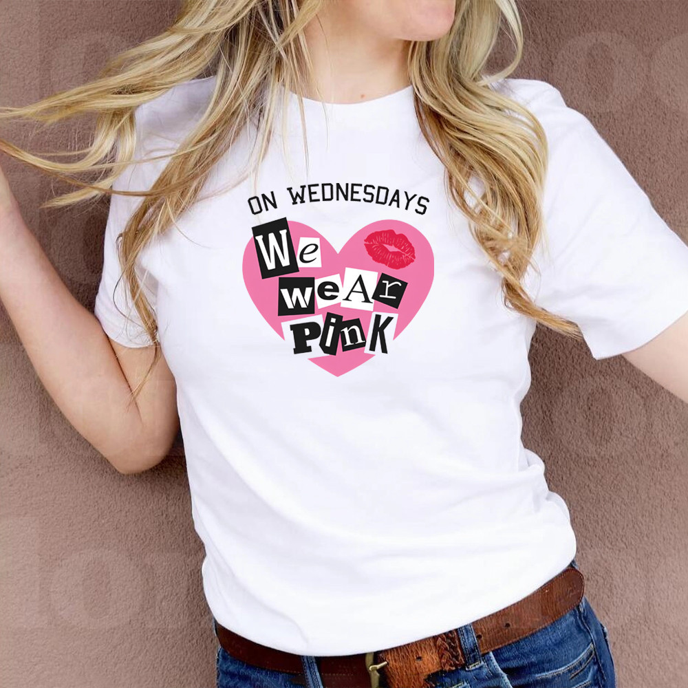 CODOn Wednesdays We Wear สีชมพูผู้ใหญ่เสื้อยืดตลกของขวัญใหม่ Tee Top ผู้หญิงฤดูร้อน Mean Girls เสื้อ