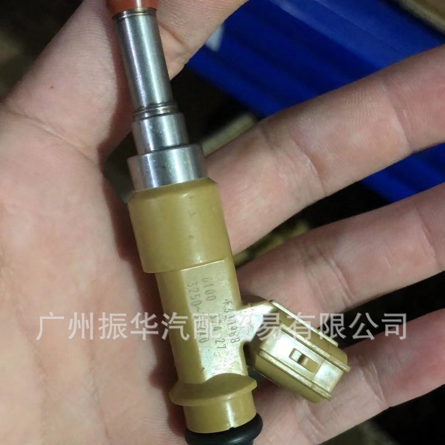 23250-31240 เหมาะสําหรับ Toyota Land Cruiser การใช้หัวฉีดโรงงานพร้อมสต็อก