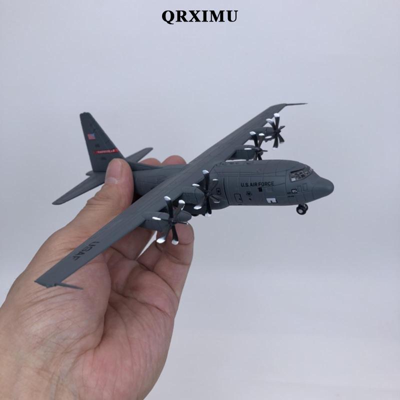Sharprepublic US Air Force 1:200 Scale C130 เครื่องบินขนส่งพร้อมขาตั้งเครื่องบินรุ่นสําหรับ