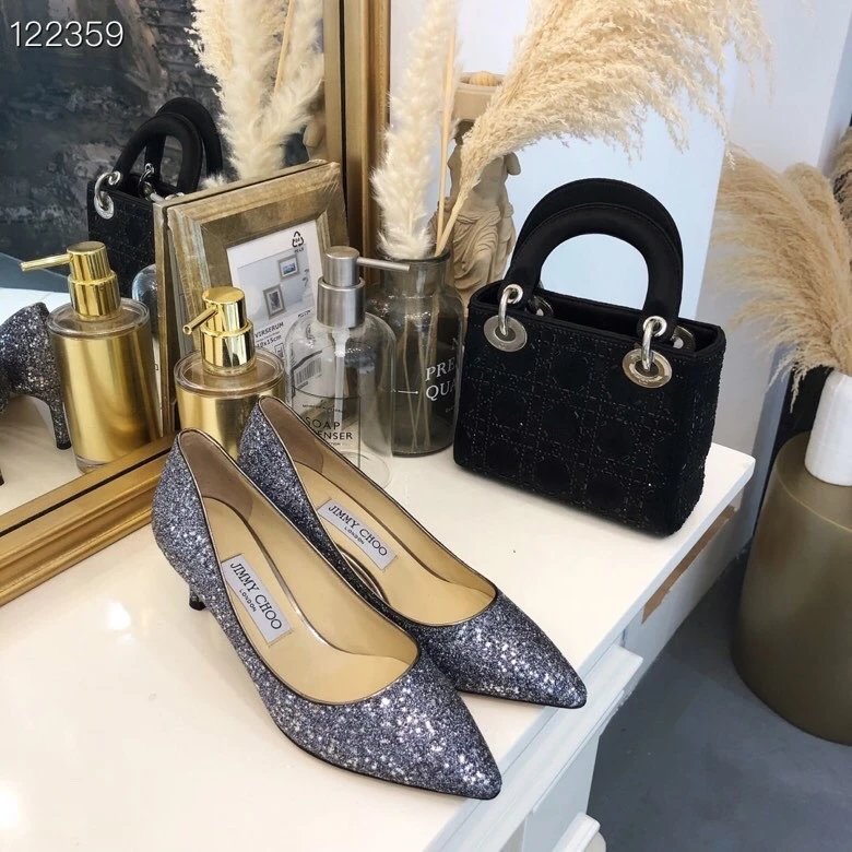 รองเท้าส้นสูงJimmy Choo สไตล์Four Seasons Series แต้มประกายระยิบระยับ ออกแบบปลายแหลมคลาสสิก เหมาะสำห