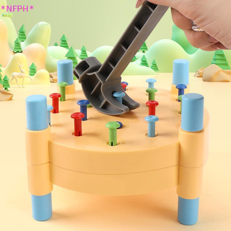NFPH> ของเล่นมอนเตสซอรี่สีตอกโต๊ะปอนด์เด็กสาวค้อนที่เป็นมิตรสําหรับประสานมือตาการเรียนรู้ในช่วงต้นใหม่