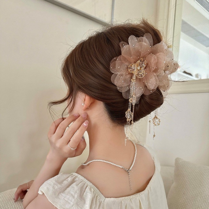 กิ๊บติดผมตาข่ายพู่แฟชั่นเกาหลีสำหรับผู้หญิง ตกแต่งด้านหลังศีรษะอย่างสวยงาม - รูปที่ 4