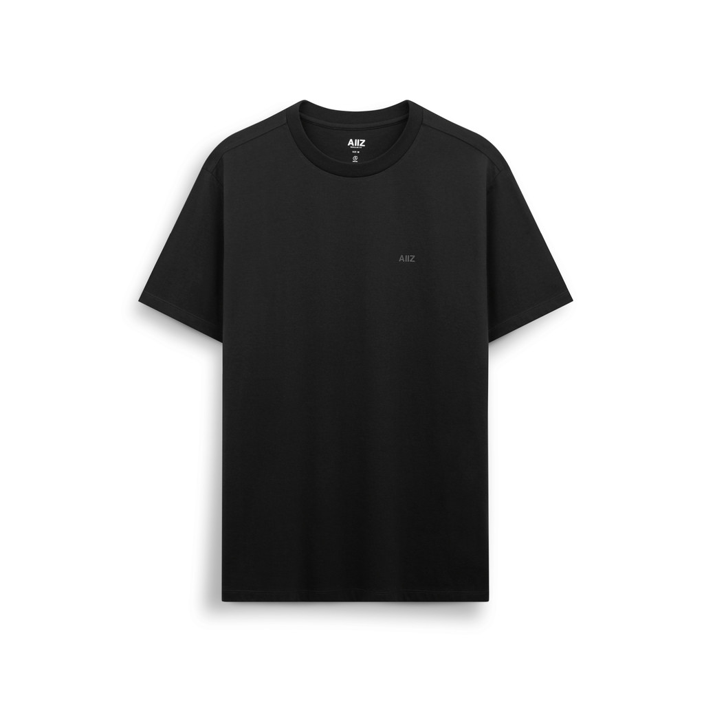AIIZ เสื้อยืดสีพื้นคอกลม โลโก้ AIIZ AIIZ Men's AIIZ Logo T-Shirt