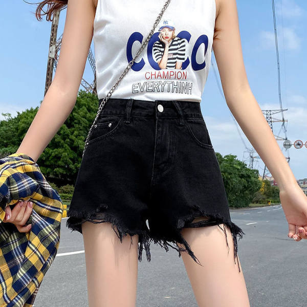 【Ready Stock】 Black Denim Shorts Women's Summer High Waist New Raw Hem Ripped A- line Loose Slimming