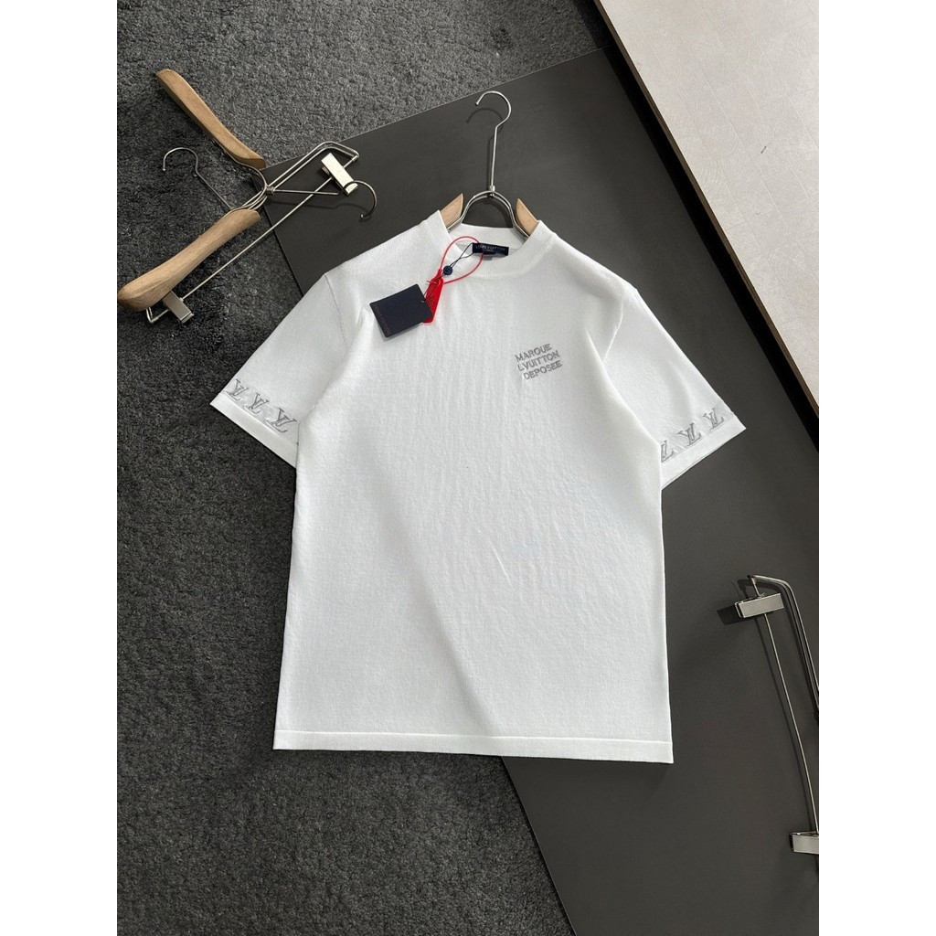 20L * V26 ต้นฤดูใบไม้ผลิสไตล์ใหม่เสื้อยืดแขนสั้นผู้ชายผู้หญิงคู่สไตล์หลวมขนาดใหญ่สไตล์เคาน์เตอร์ทุกว