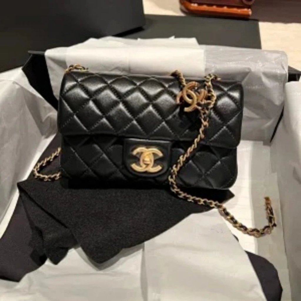 กระเป๋า CHANEL 25B สายโซ่และเข็มขัดปรับระดับได้