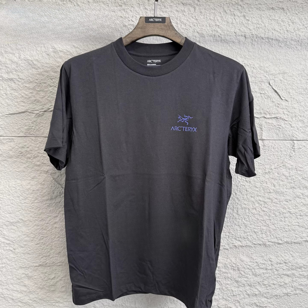 เสื้อยืดแขนสั้นรอบคอบ Arcteryx Kragg SL ไซส์ใหญ่ สวมใส่ง่ายสำหรับทั้งผู้ชายและผู้หญิง ทำจากผ้าฝ้ายพรีเมียม - รูปที่ 4