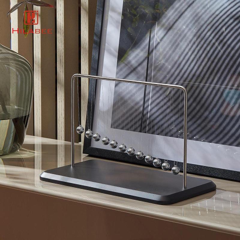[hilabee] Newton Cradle Pendulum Balls สํานักงานของสะสมอเนกประสงค์การเรียนรู้วิทยาศาสตร์ตกแต่งแกว่งเ