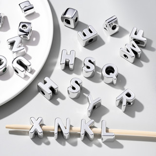 2-5ชิ้น ลูกปัดตัวอักษร A-Z ชุบเงิน รูใหญ่ ลูกปัดอะคริลิค สำห…