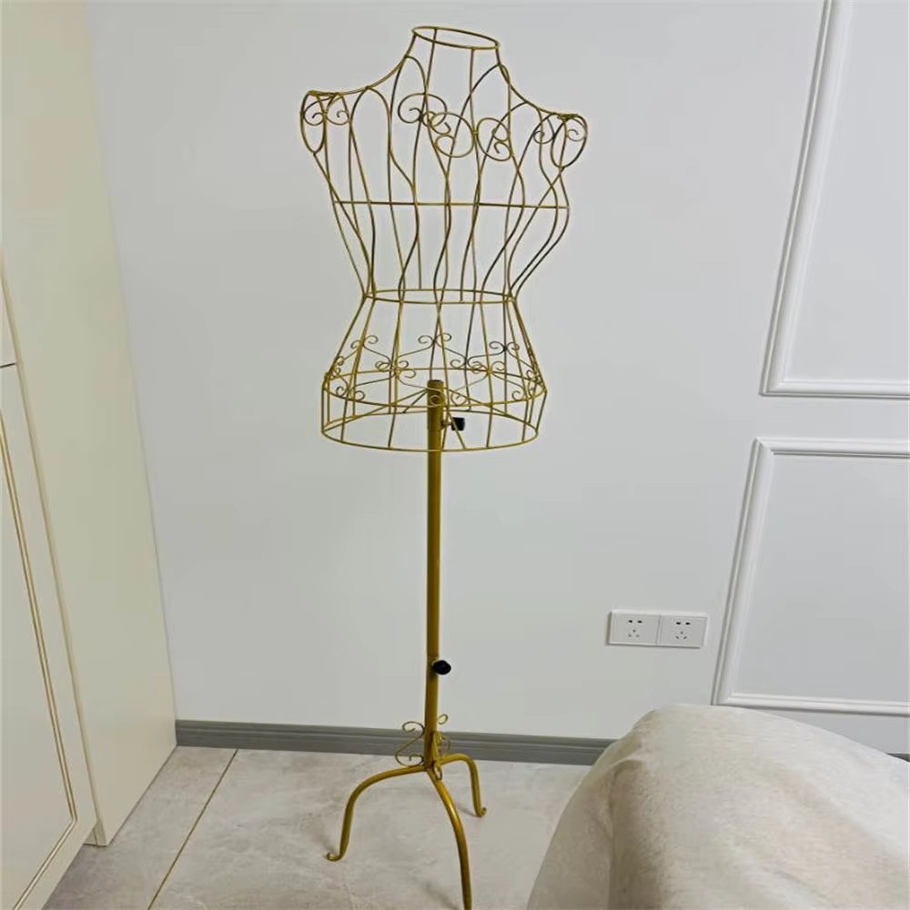 【tDD.Mall】หุ่นโชว์เสื้อผ้า เหล็กดัด โกลเด้น