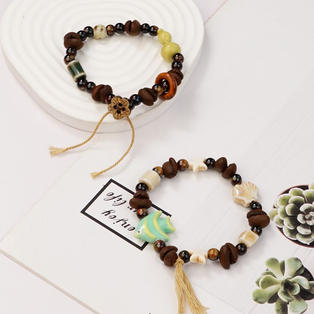 สร้อยข้อมือเซรามิคเมล็ดกาแฟแบบแฟชั่นสำหรับฤดูร้อน จากJIXIANG LIPU พร้อมให้เป็นของขวัญที่เหมาะสม