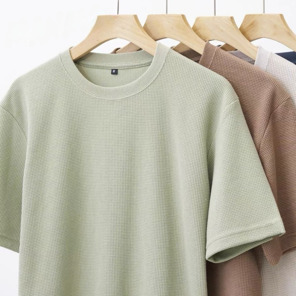 Chaistyle เสื้อยืดผู้ชาย ผ้าวาฟเฟิลด์ เสื้อคอกลมสีล้วน แบบลำลองแมทช์ลุคง่าย