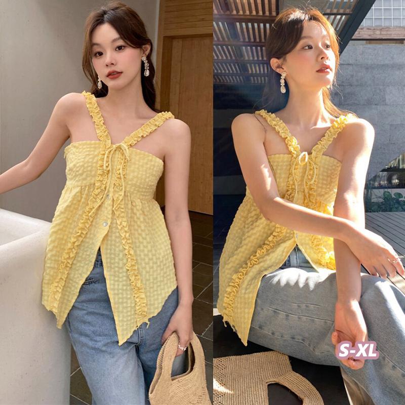 Grace เสื้อกั๊กแขนกุดสีเหลือง Halter Neck เสื้อสายเดี่ยวระบายลายสไตล์รีสอร์ท เสื้อเกาะอกเข้ารูป 99187