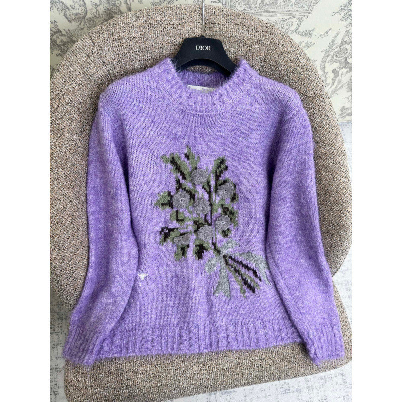 UI8R D**r Warm solid color three-dimensional embroidered round neck knitted sweater for women2025New