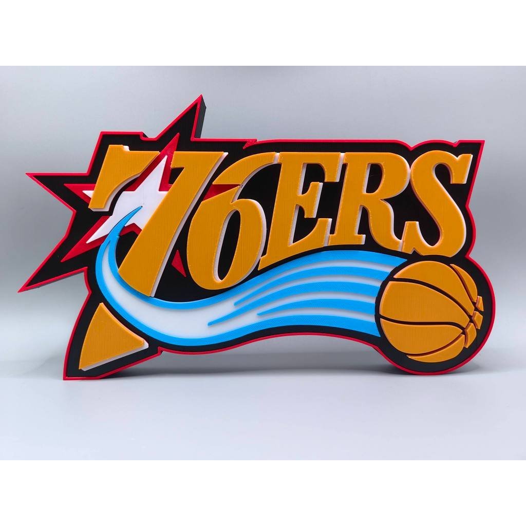 สินค้าใหม่ Philadelphia 76ers โลโก้ตัวอักษรสามมิติยืนป้ายโลโก้เครื่องประดับ