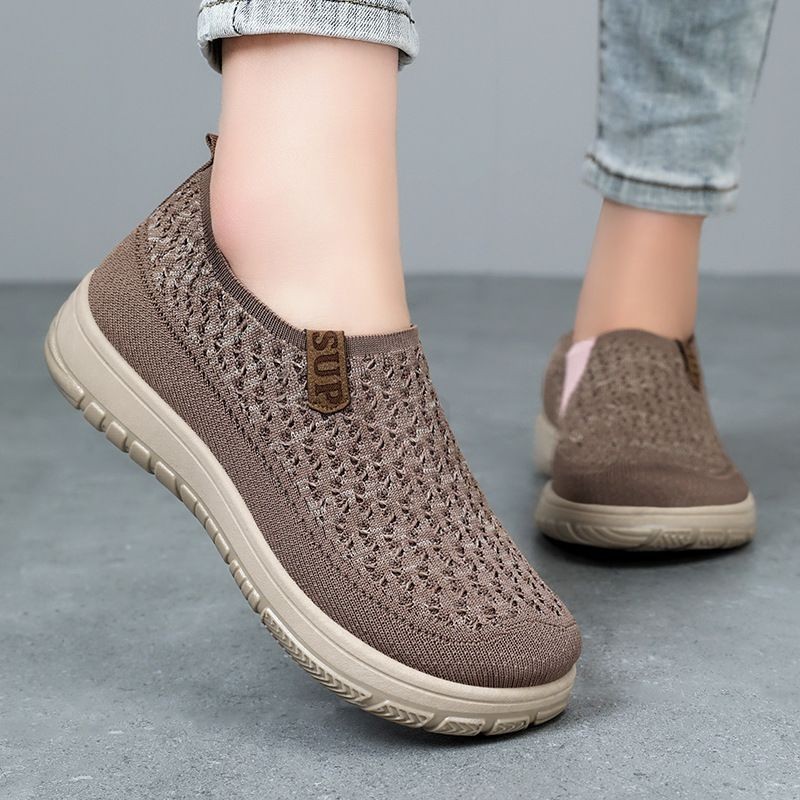 รองเท้าทอหนาแบบ Slip-On ระบายอากาศดี ใส่สบายสำหรับวันพักผ่อน อายุการใช้งานนานและมีระบบกันลื่น
